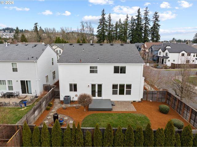 15642 Se BOLLAM Dr, Clackamas, OR 97015