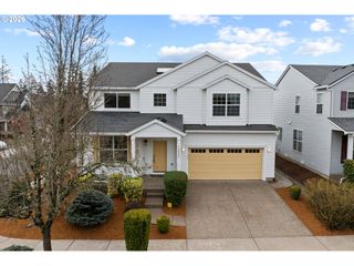 15642 Se BOLLAM Dr, Clackamas, OR 97015