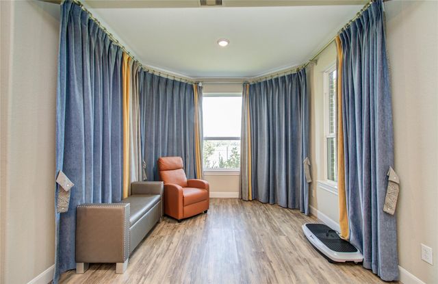 66 Zenith Lane, Sugar Land, TX 77498