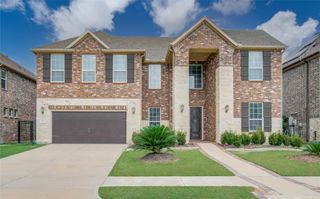 66 Zenith Lane, Sugar Land, TX 77498