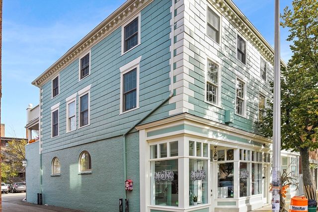 266 Essex St 6, Salem, MA 01970