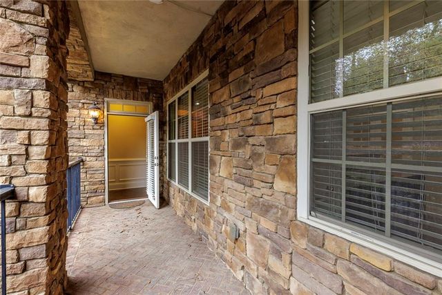 2300 Peachford Road 4002, Dunwoody, GA 30338