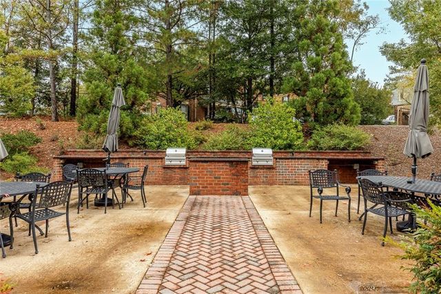 2300 Peachford Road 4002, Dunwoody, GA 30338