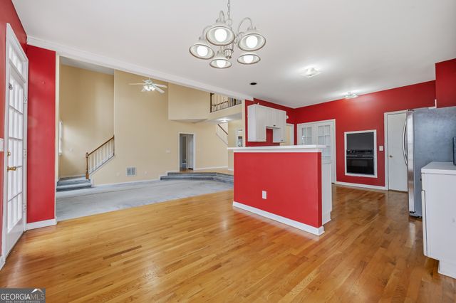 2165 Wildwood Lake Drive, Suwanee, GA 30024