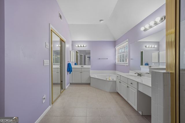 2165 Wildwood Lake Drive, Suwanee, GA 30024