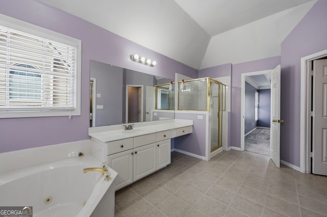 2165 Wildwood Lake Drive, Suwanee, GA 30024