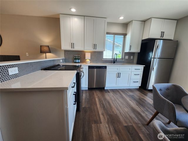 3111 58th Avenue NE, Tacoma, WA 98422