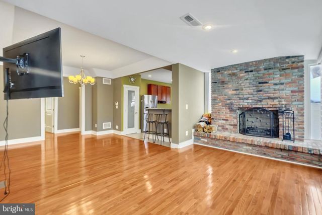 3504 EDGEWOOD RD, Baltimore, MD 21215