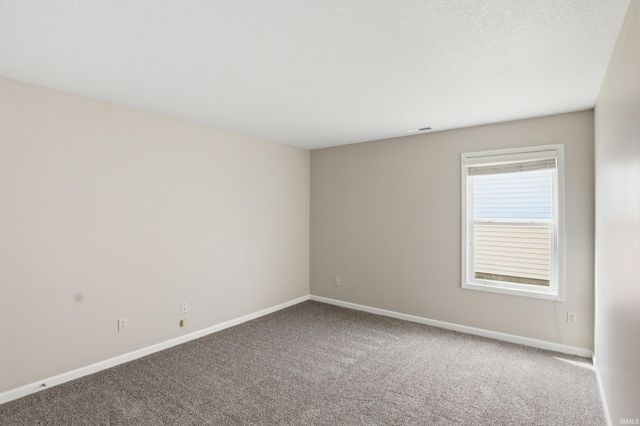 12325 Hummingbird Cove, Fort Wayne, IN 46845