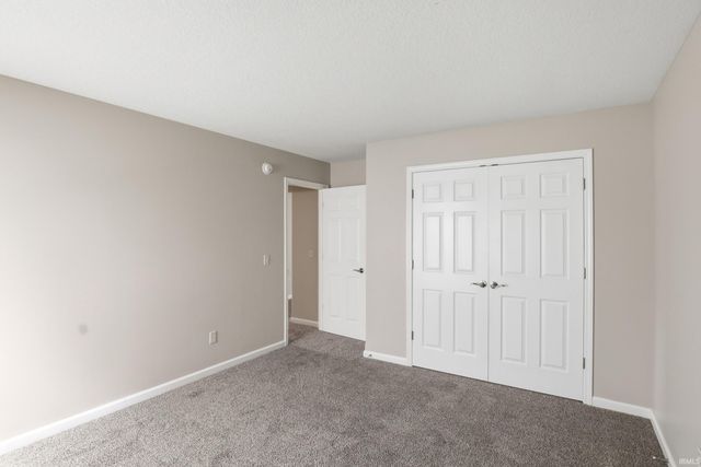 12325 Hummingbird Cove, Fort Wayne, IN 46845