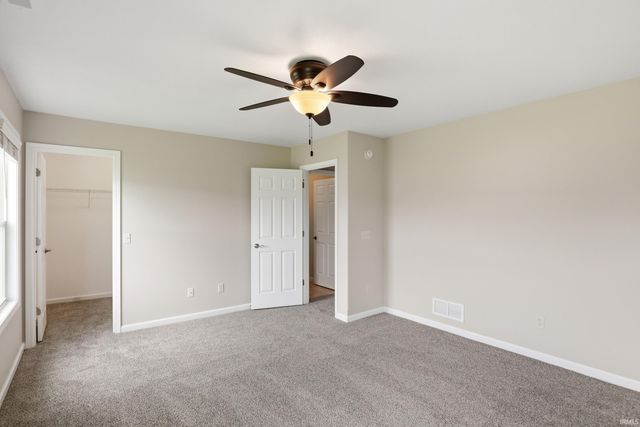 12325 Hummingbird Cove, Fort Wayne, IN 46845