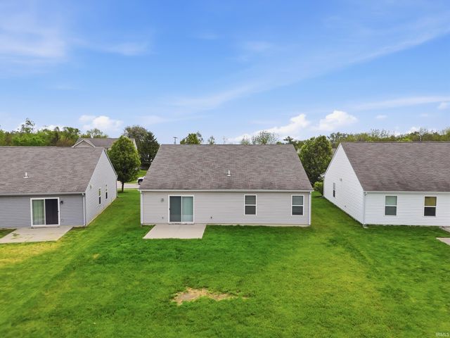 12325 Hummingbird Cove, Fort Wayne, IN 46845