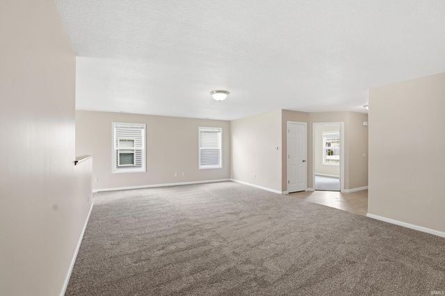 12325 Hummingbird Cove, Fort Wayne, IN 46845