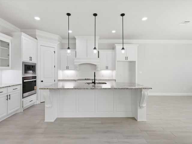 1486 Highland Park Circle, Granbury, TX 76048