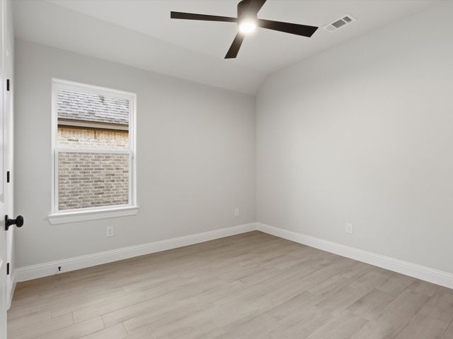 1486 Highland Park Circle, Granbury, TX 76048