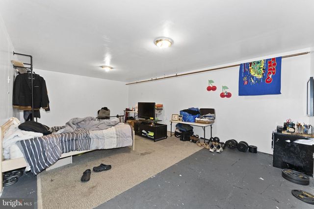 4116 SPRINGMILL RD, Whitehall, PA 18052