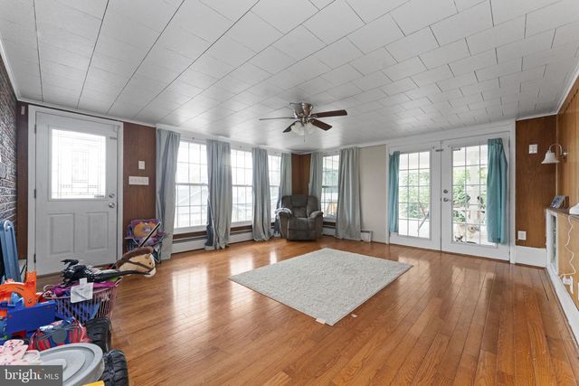 4116 SPRINGMILL RD, Whitehall, PA 18052