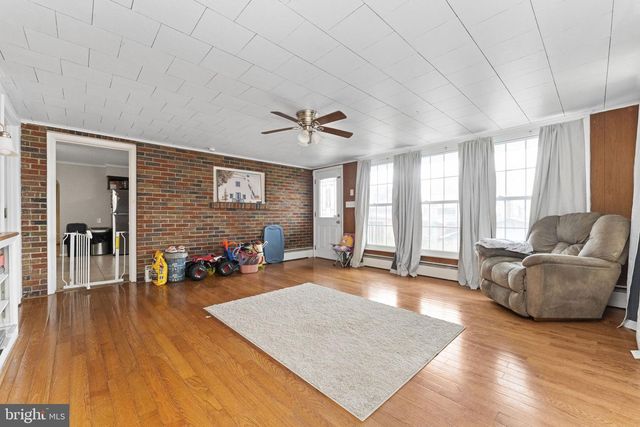 4116 SPRINGMILL RD, Whitehall, PA 18052