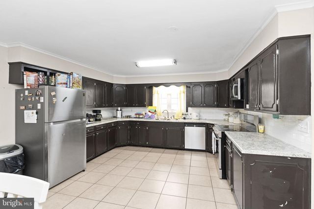4116 SPRINGMILL RD, Whitehall, PA 18052