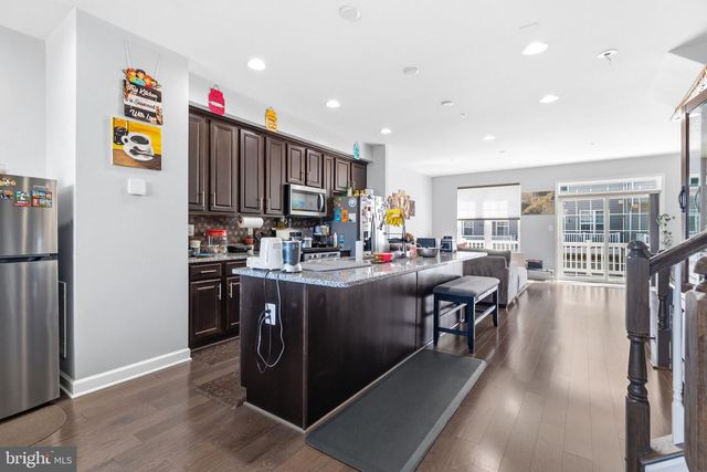 7312 WOOD TRAIL DR, Lanham, MD 20706