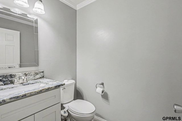 7700 S 36 Street, Lincoln, NE 68516