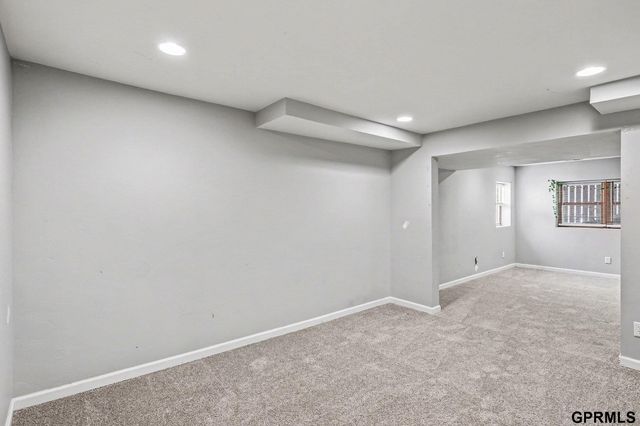 7700 S 36 Street, Lincoln, NE 68516