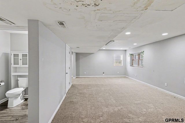 7700 S 36 Street, Lincoln, NE 68516