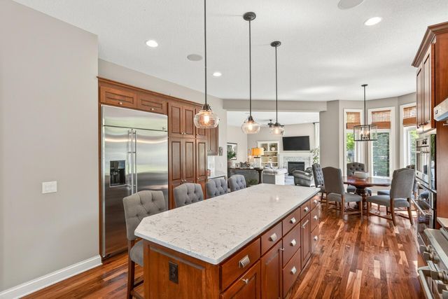 14915 61st Avenue N, Plymouth, MN 55446