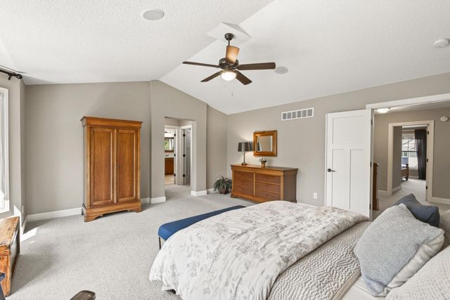 14915 61st Avenue N, Plymouth, MN 55446