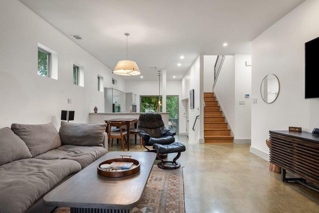 1131 Poquito ST A, Austin, TX 78702