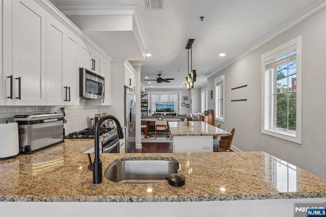 200 Laird Avenue C2201, Cliffside Park, NJ 07010