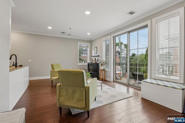 200 Laird Avenue C2201, Cliffside Park, NJ 07010