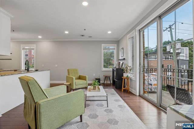 200 Laird Avenue C2201, Cliffside Park, NJ 07010