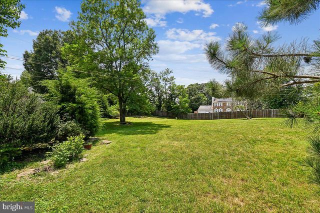 8830 BLUFFWOOD LN, Fort Washington, MD 20744