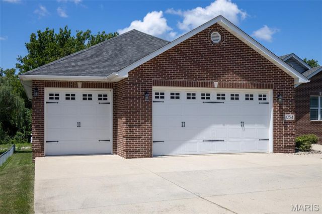 1254 Jamaica Drive, Edwardsville, IL 62025