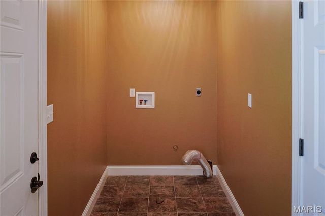 1254 Jamaica Drive, Edwardsville, IL 62025