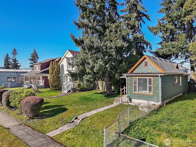 515 E 34th Street, Tacoma, WA 98404