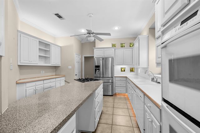 750 Pearl Cove, Oak Point, TX 75068