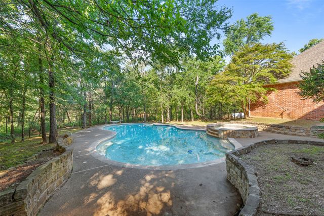 750 Pearl Cove, Oak Point, TX 75068