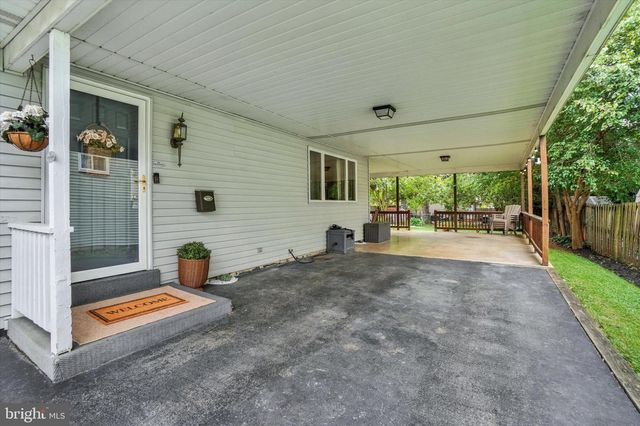 720 GUNNISON RD, York, PA 17404