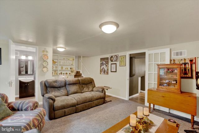 720 GUNNISON RD, York, PA 17404