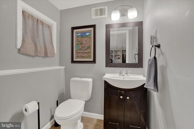 720 GUNNISON RD, York, PA 17404