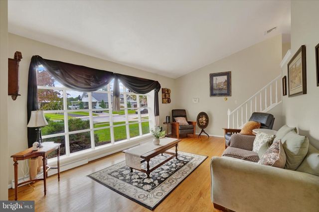 720 GUNNISON RD, York, PA 17404