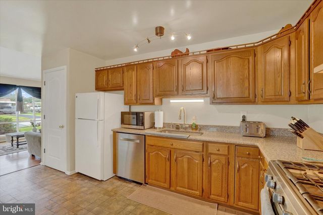 720 GUNNISON RD, York, PA 17404