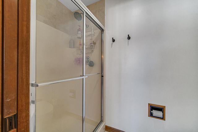 7041 Starling Drive, Schererville, IN 46375