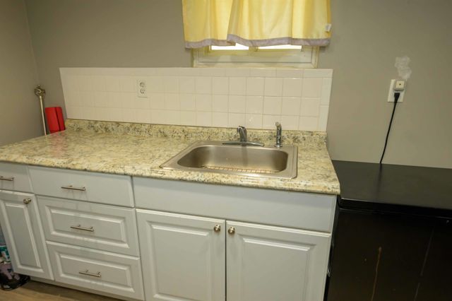 126 POST AVE, Lyndhurst, NJ 07071