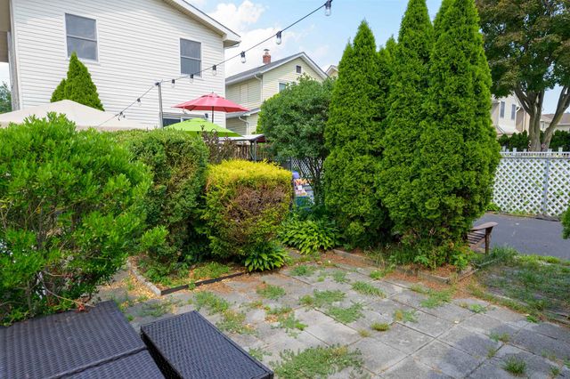 126 POST AVE, Lyndhurst, NJ 07071