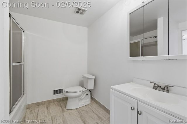 7440 Azalea Court, West Bloomfield, MI 48322