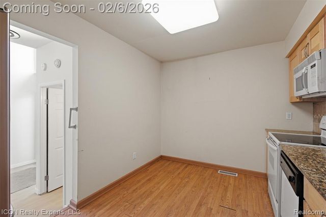 7440 Azalea Court, West Bloomfield, MI 48322