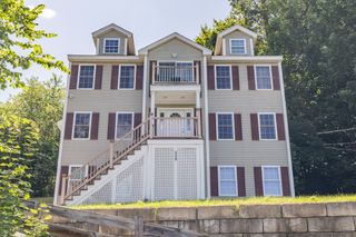 339 Butman Rd, Lowell, MA 01852